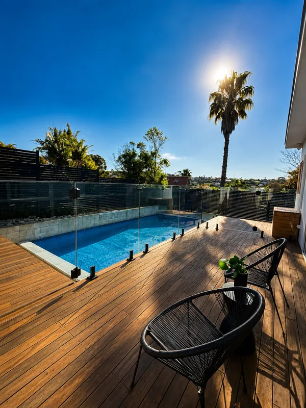 Glass pool fence by TK Glass NZ